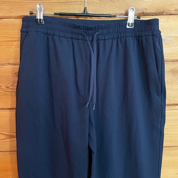 Lululemon Luxtreme Mid-Rise Straight-Leg Trouser - Navy - Medium - Picture 6 of 9